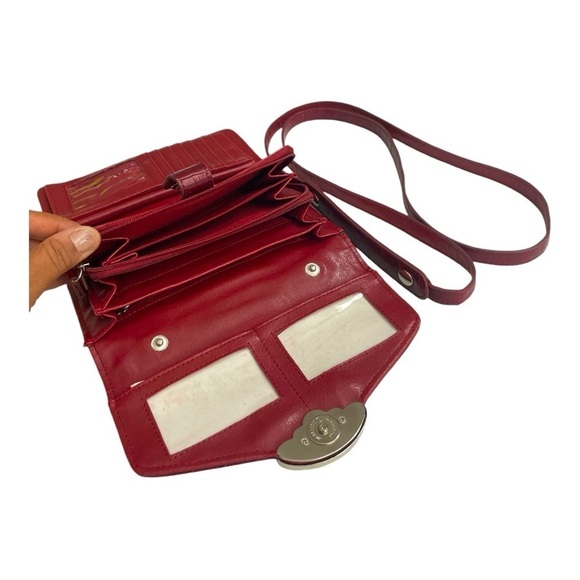 COLDWATER CREEK Red Faux
Leather Organizer Wallet
Checkbook~ID~Cards~Coins - Picture 3 of 10